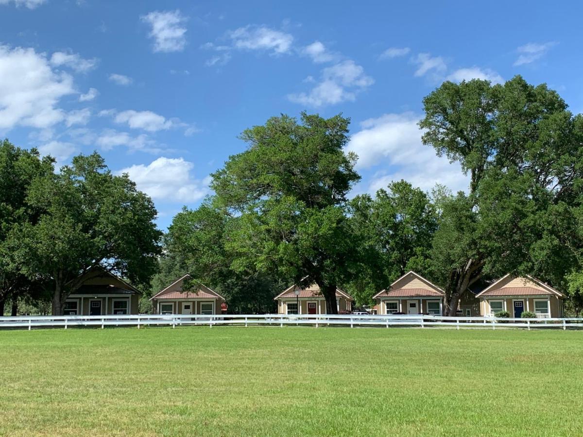 The Grand Oaks Resort Weirsdale Dış mekan fotoğraf