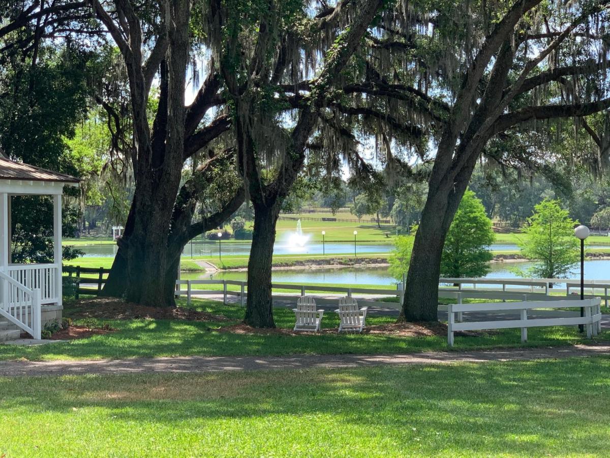 The Grand Oaks Resort Weirsdale Dış mekan fotoğraf